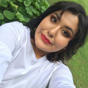 Meet your Posher, Lydia